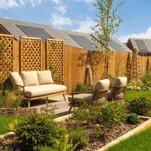 Bellway Ashlands Garden