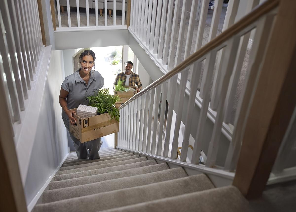 Moving in 3 1200px wide RGB